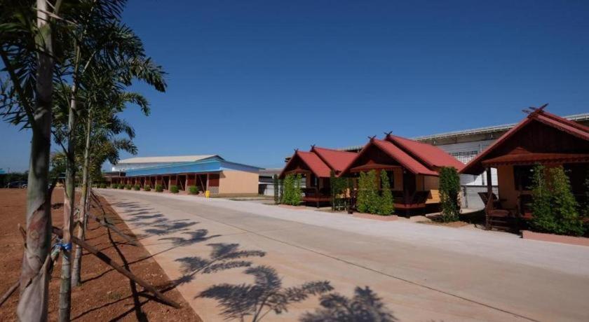 Prakaithong Hotel Amphoe Sawang Daen Din Eksteriør bilde