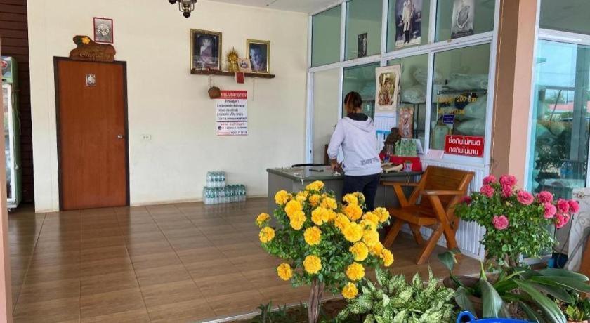 Prakaithong Hotel Amphoe Sawang Daen Din Eksteriør bilde