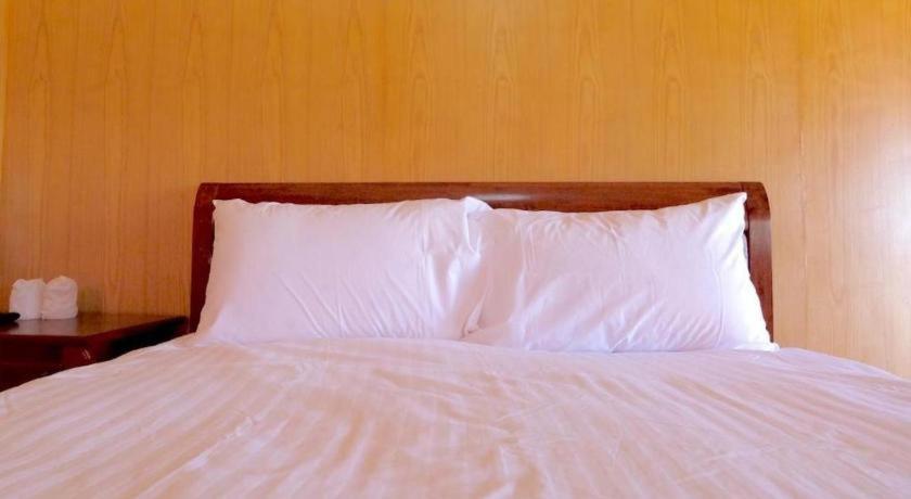 Prakaithong Hotel Amphoe Sawang Daen Din Eksteriør bilde