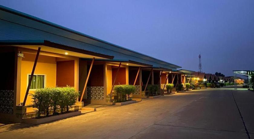 Prakaithong Hotel Amphoe Sawang Daen Din Eksteriør bilde